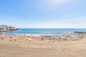 Renovated Apartment on Salinetas Beach.